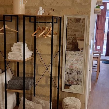 Loft Albicocca Bed & Breakfast Bari Dış mekan fotoğraf