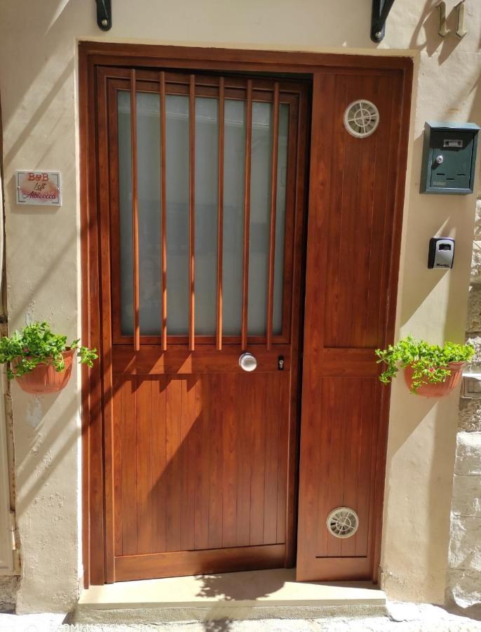 Loft Albicocca Bed & Breakfast Bari Dış mekan fotoğraf