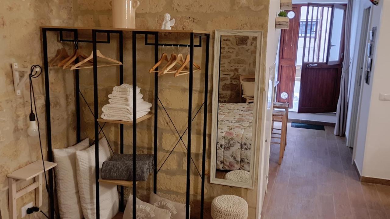 Loft Albicocca Bed & Breakfast Bari Dış mekan fotoğraf