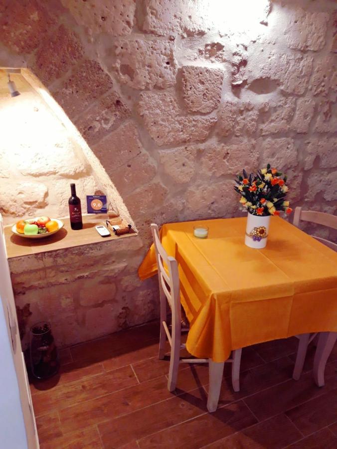 Loft Albicocca Bed & Breakfast Bari Dış mekan fotoğraf